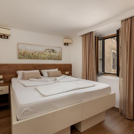Apartment Amigo Old Town كوتور المظهر الخارجي الصورة